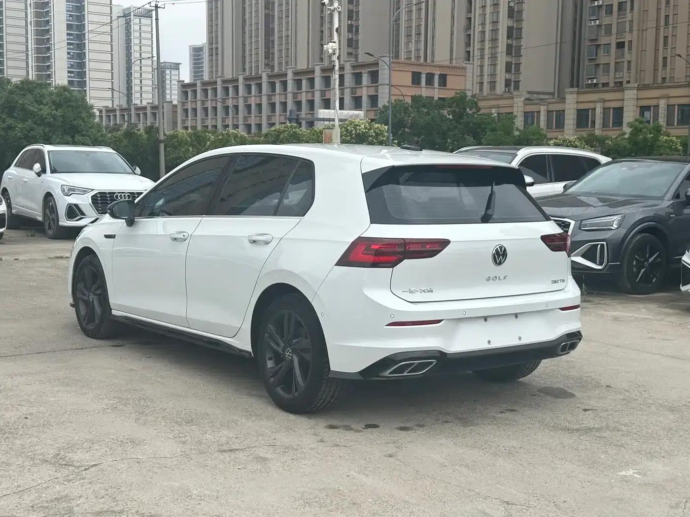 2023 Golf 280TSI DSG R-Line Lite — миниатюра 9