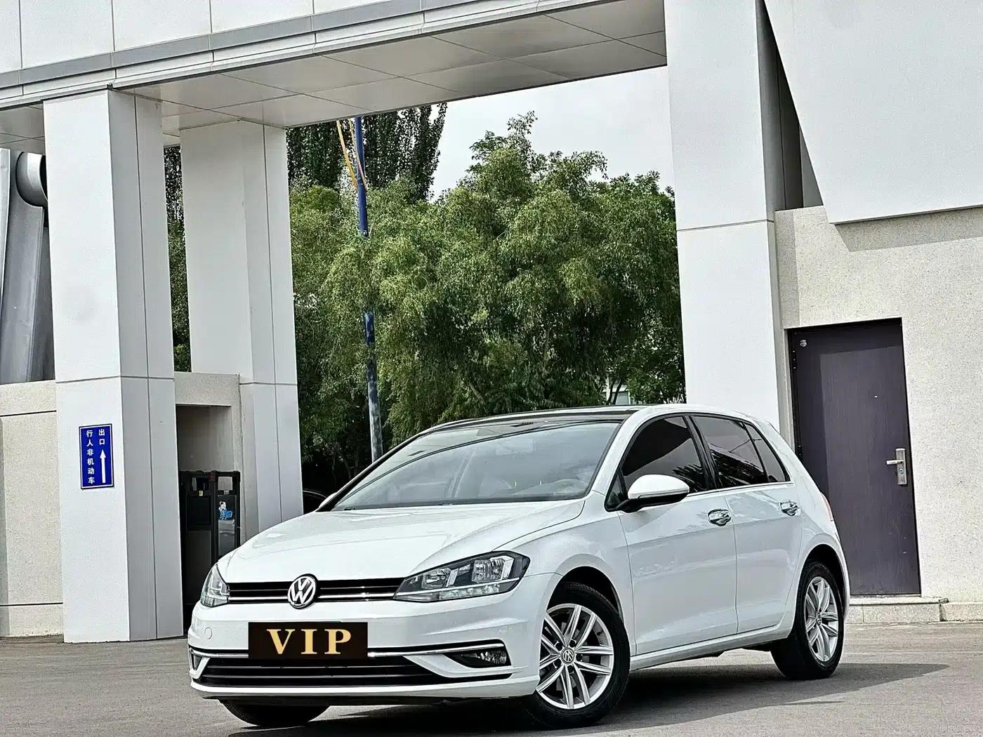 2018 Golf 230TSI Automatic Comfort — миниатюра 1