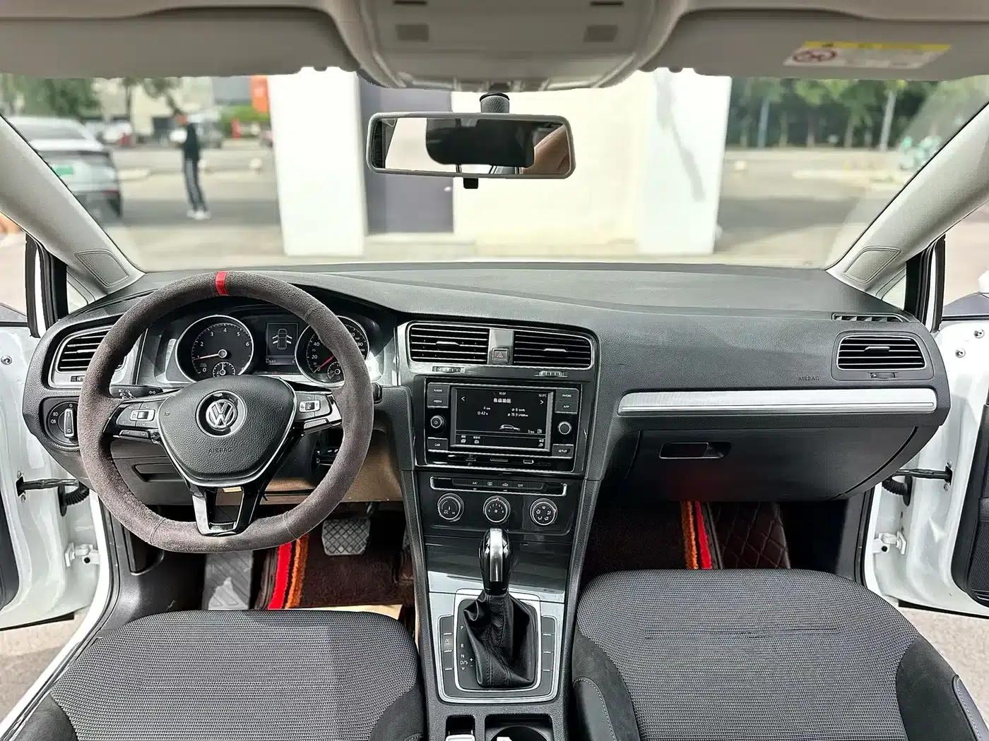 2018 Golf 230TSI Automatic Comfort — миниатюра 5