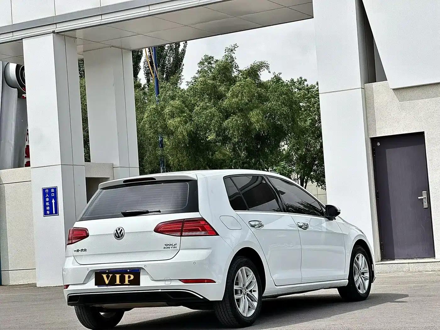 2018 Golf 230TSI Automatic Comfort — миниатюра 7
