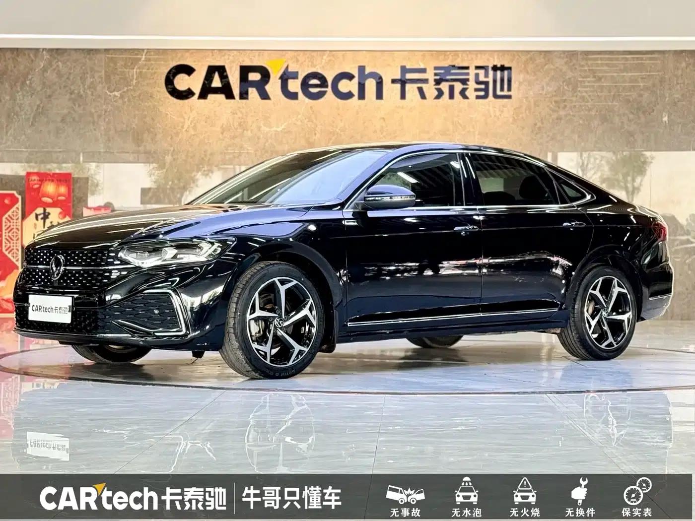 2023 Volkswagen Passat 330TSI Starry Sky Elite Edition — миниатюра 1