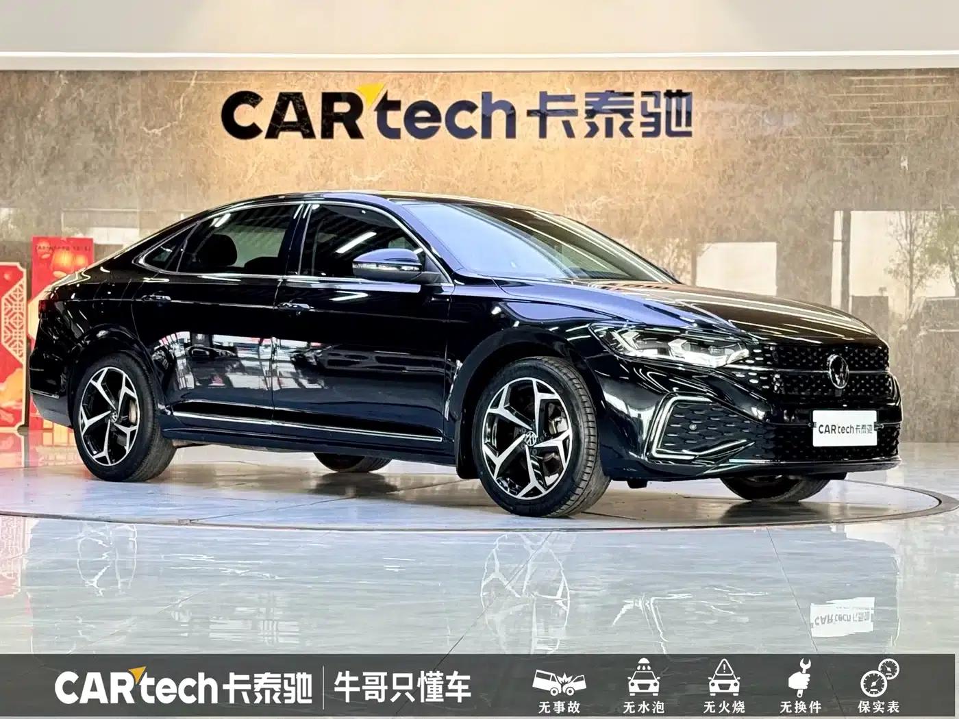 2023 Volkswagen Passat 330TSI Starry Sky Elite Edition — миниатюра 3