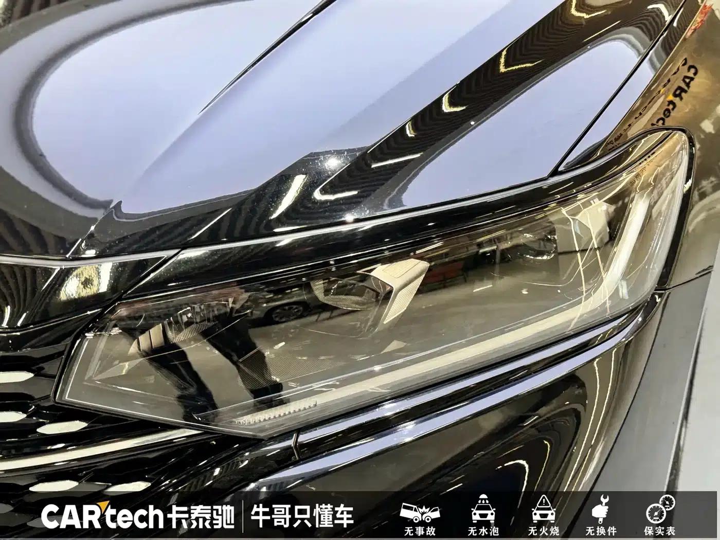2023 Volkswagen Passat 330TSI Starry Sky Elite Edition — миниатюра 4