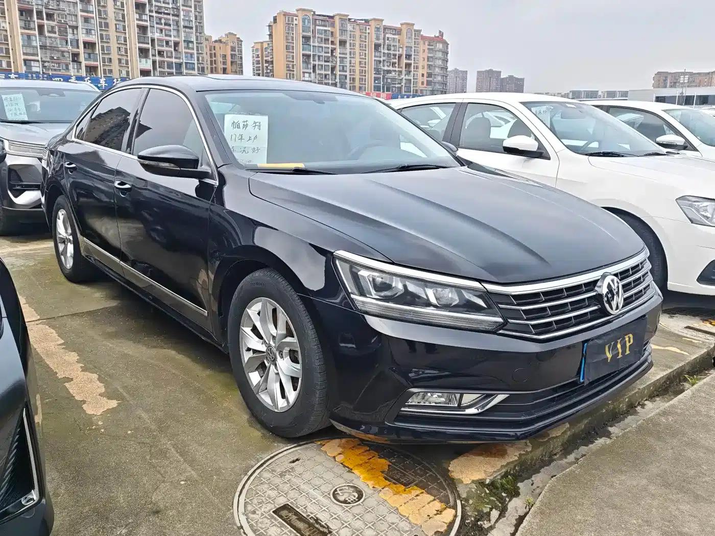 2016 Passat 330TSI DSG Premium Edition — миниатюра 3