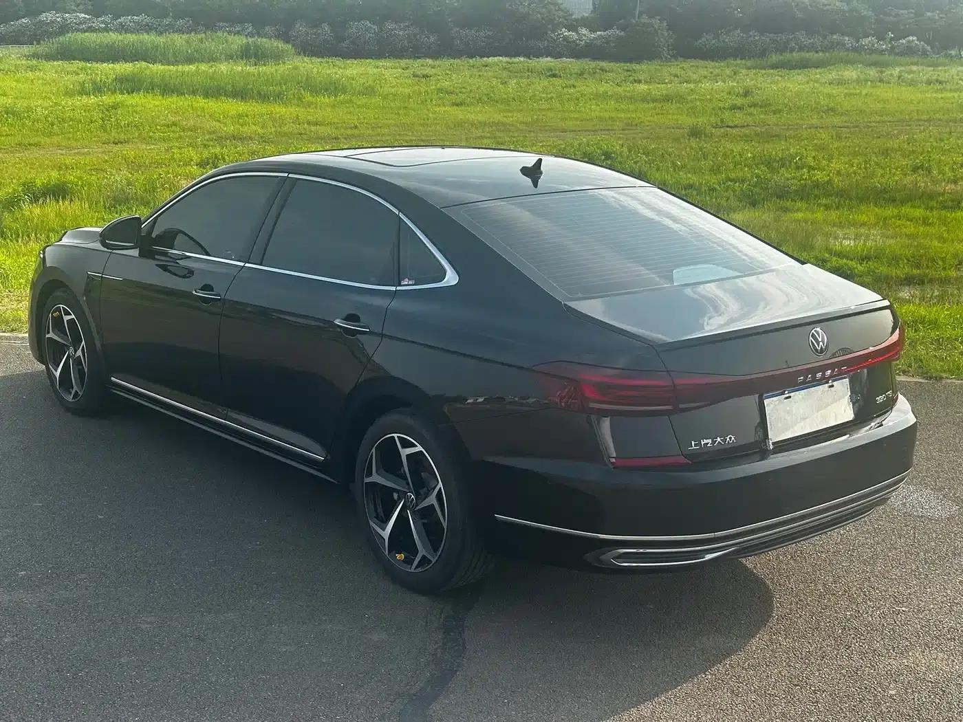2023 Volkswagen Passat 330TSI Starry Sky Luxury Edition — миниатюра 14
