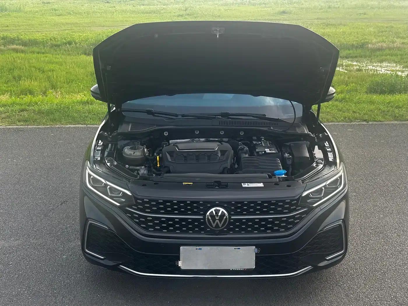 2023 Volkswagen Passat 330TSI Starry Sky Luxury Edition — миниатюра 17