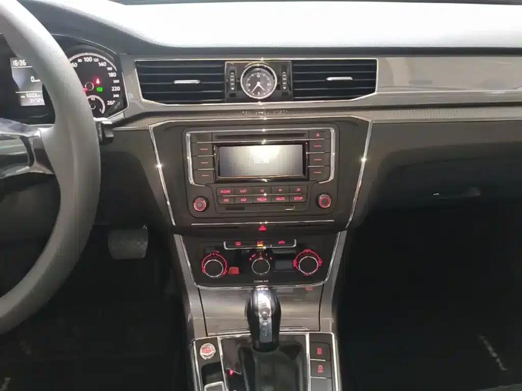 2017 Passat 280TSI DSG Premium Edition — миниатюра 13