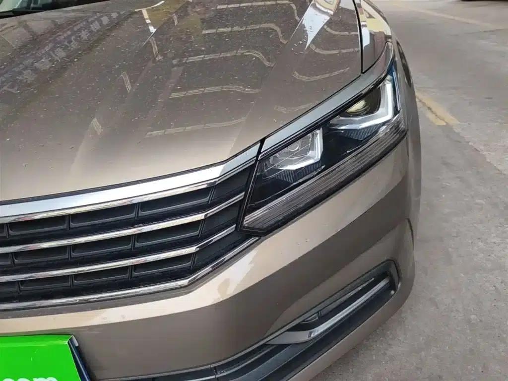 2017 Passat 280TSI DSG Premium Edition — миниатюра 24