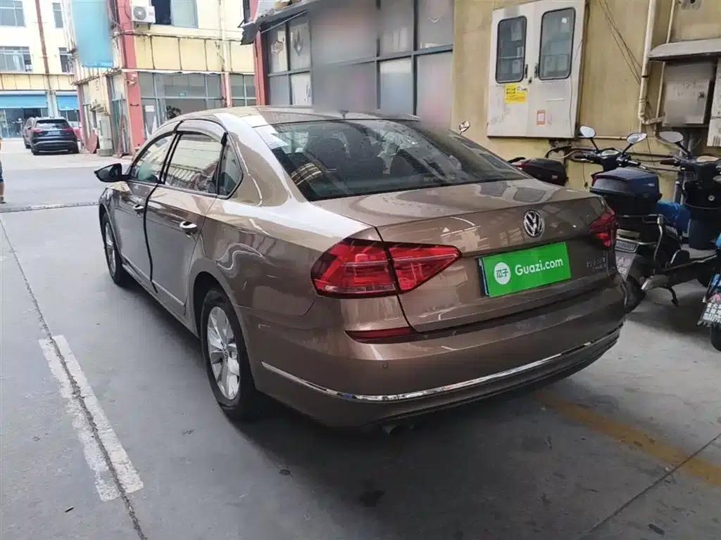 2017 Passat 280TSI DSG Premium Edition — миниатюра 5