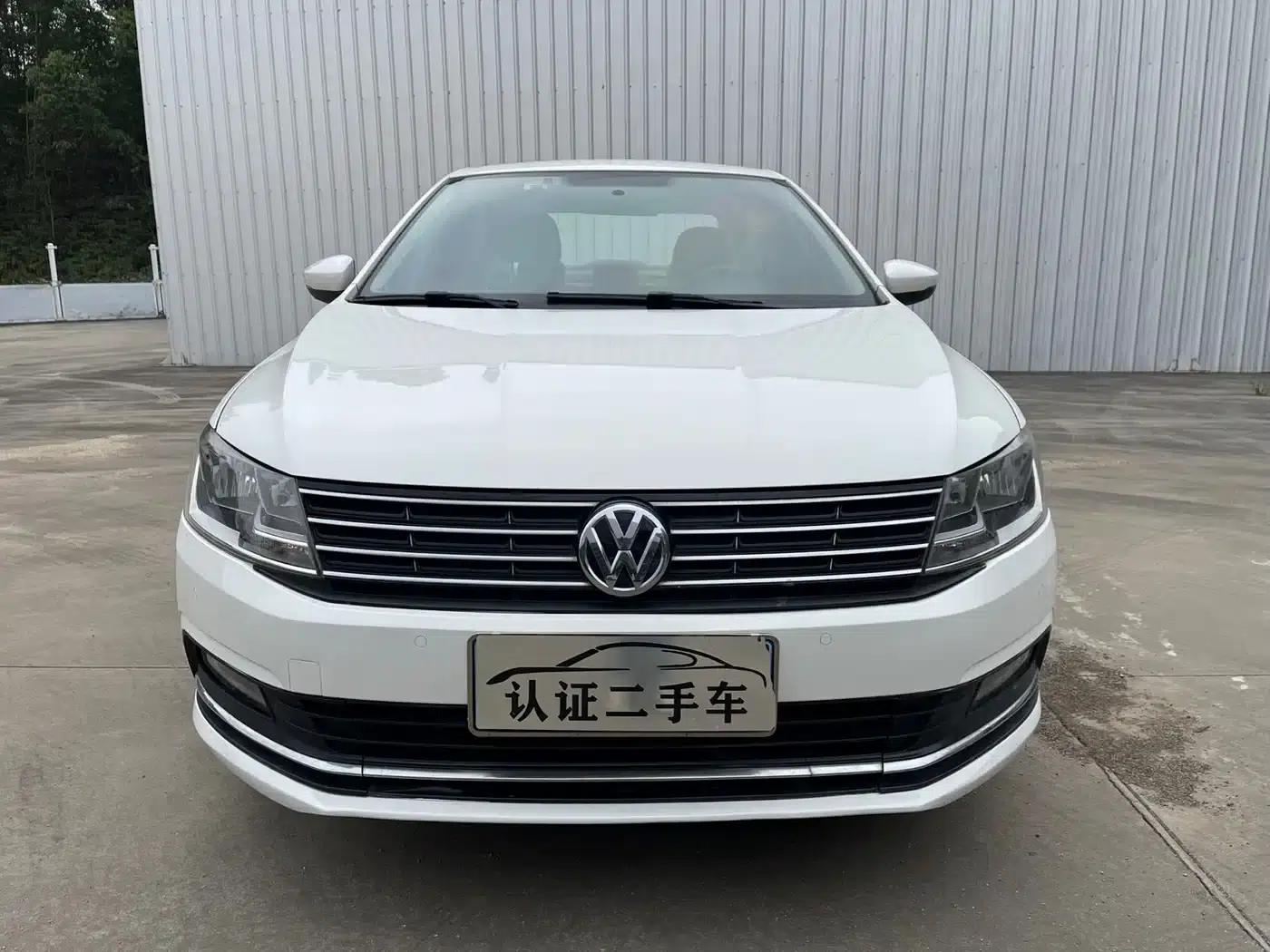 2015 Volkswagen Lavida 1.6L Automatic Comfort Edition — миниатюра 3