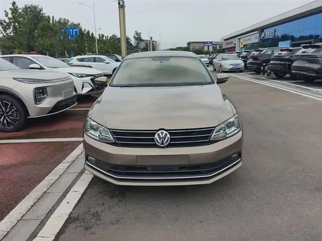 2017 Volkswagen Sagitar 1.6L Automatic Comfort Edition — миниатюра 3
