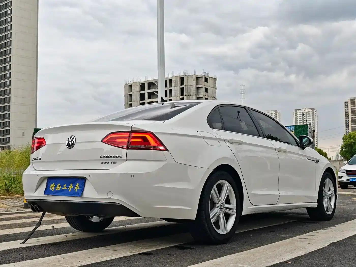 Lamando 2015 330TSI DSG Luxury Edition — миниатюра 4