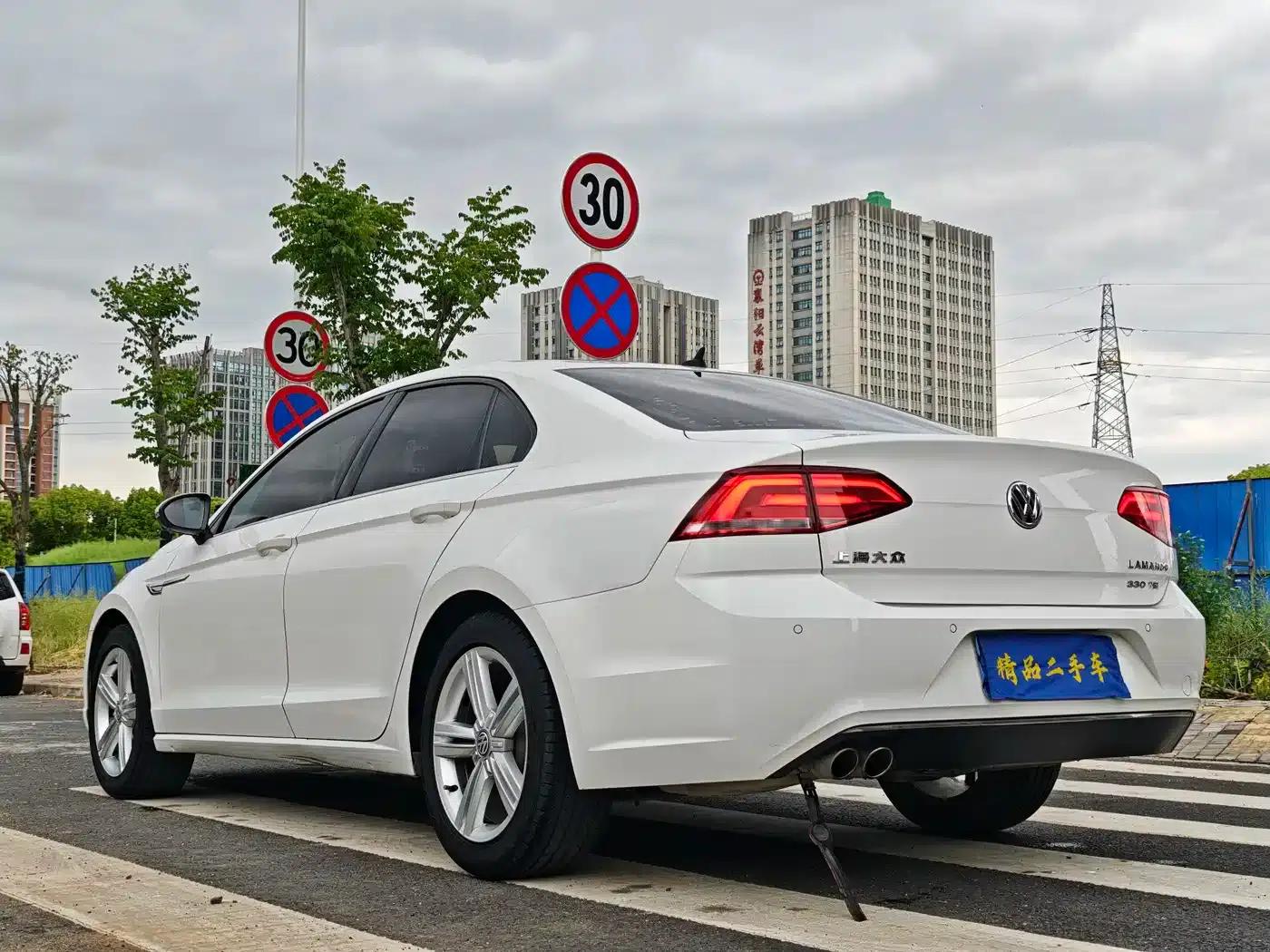 Lamando 2015 330TSI DSG Luxury Edition — миниатюра 6
