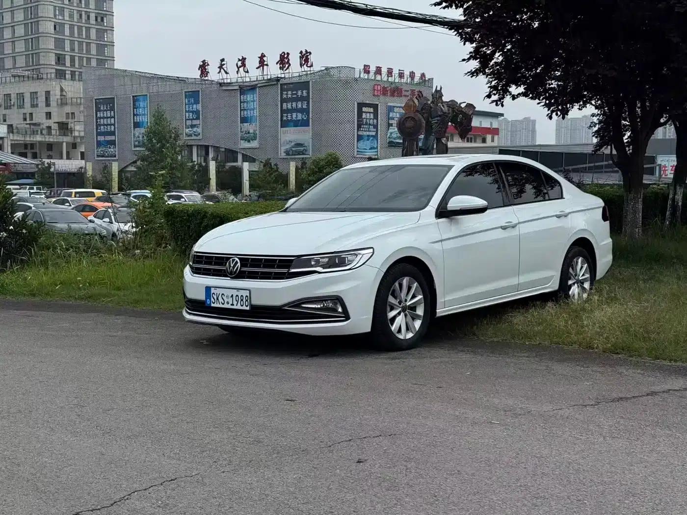 2021 Volkswagen Bora 1.5L Automatic Elite Smart Edition — миниатюра 1