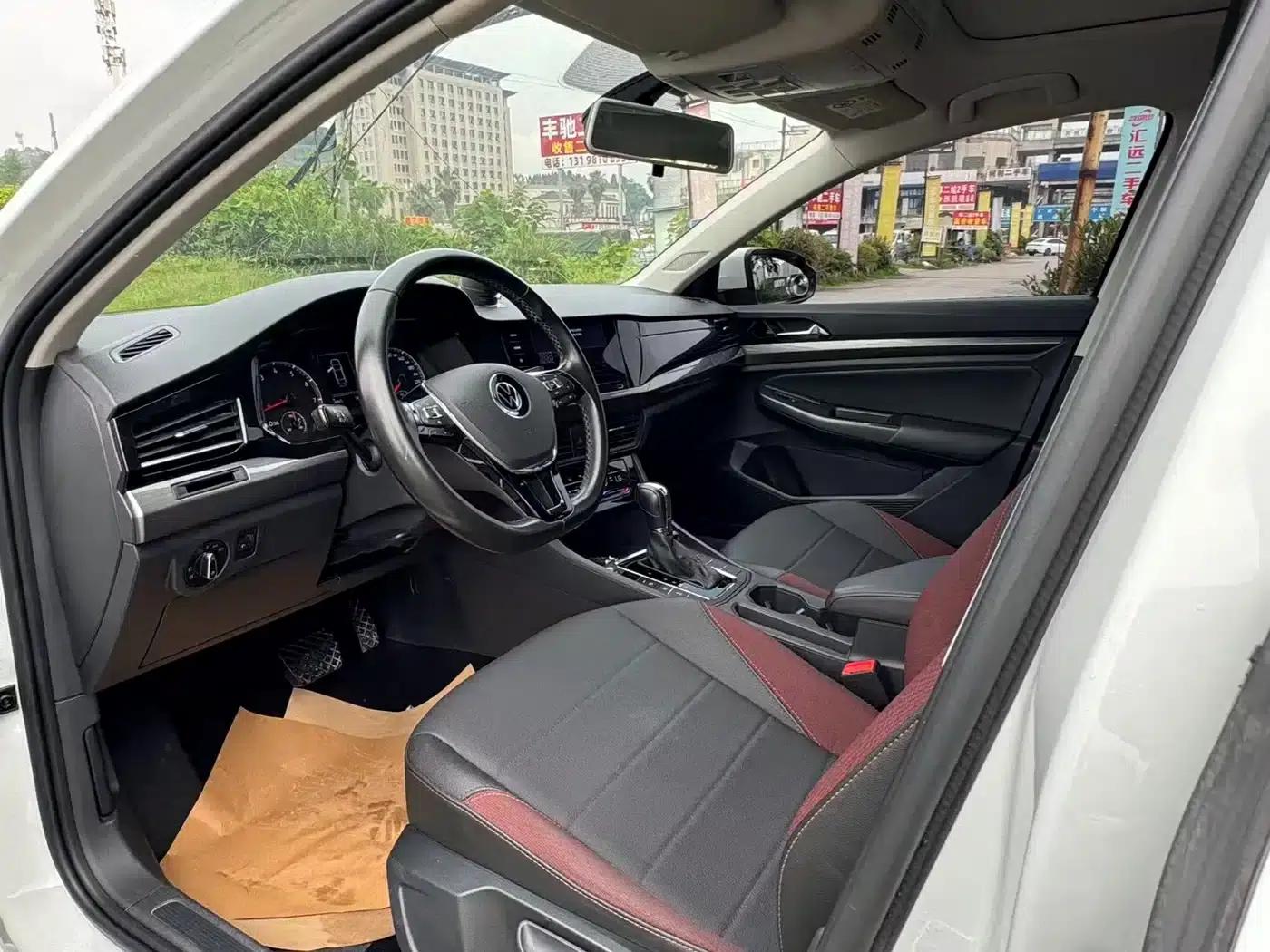 2021 Volkswagen Bora 1.5L Automatic Elite Smart Edition — миниатюра 4