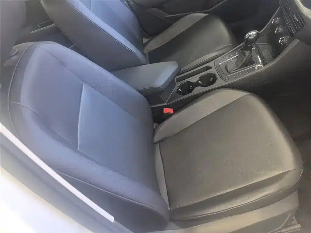 2021 Volkswagen Bora 1.5L Automatic Fashion Smart Edition — миниатюра 3