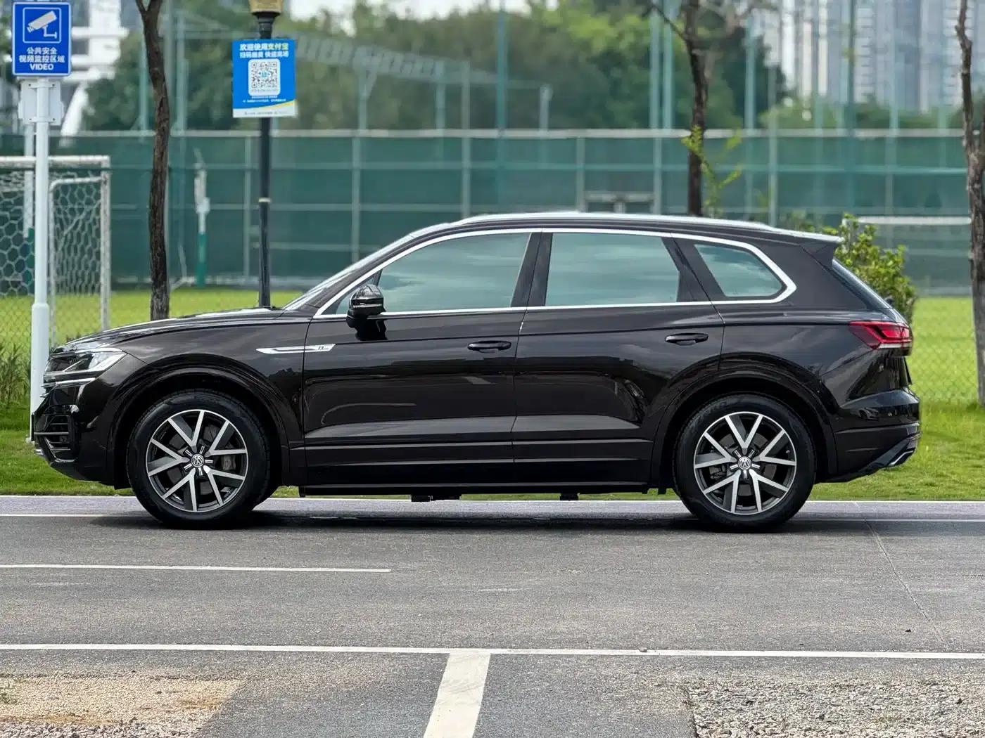 Touareg 2019 3.0TSI R-Line Edition (China VI Emission Standard) — миниатюра 3