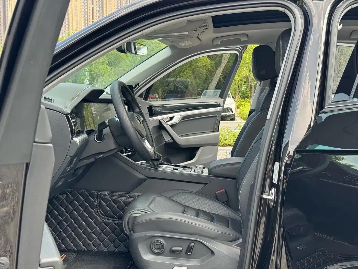 Touareg 2019 3.0TSI R-Line Edition (China VI Emission Standard) — миниатюра 5