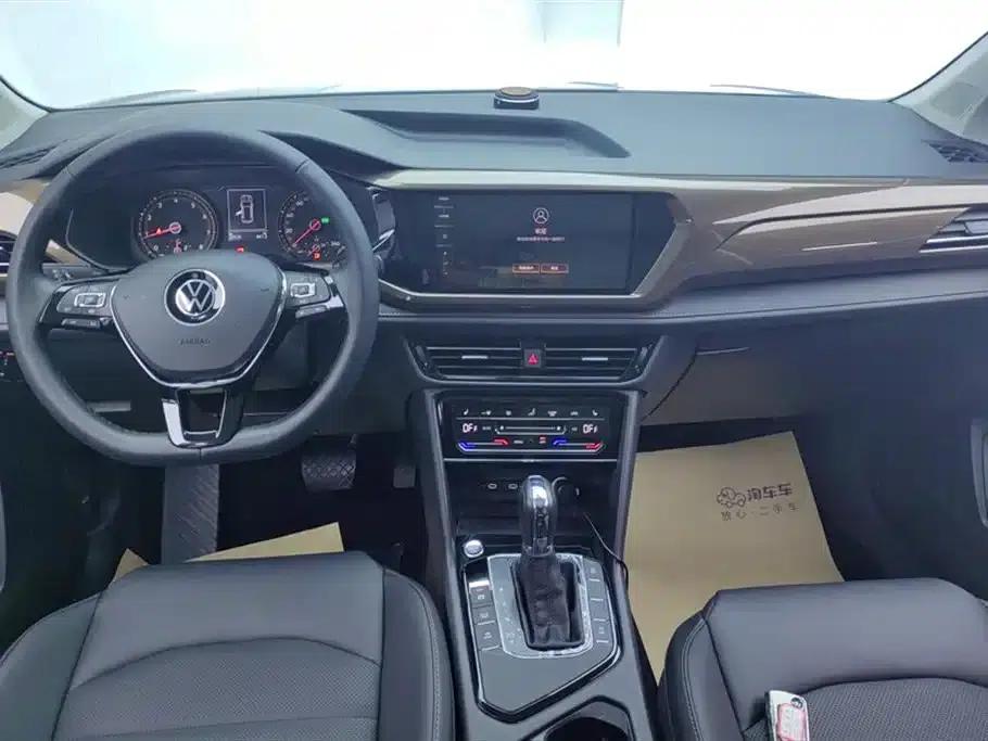 Tharu 2021 280TSI 2WD Luxury Edition PLUS — миниатюра 12