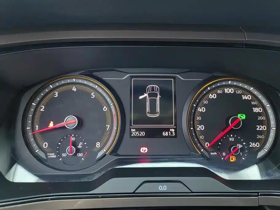 Tharu 2021 280TSI 2WD Luxury Edition PLUS — миниатюра 14