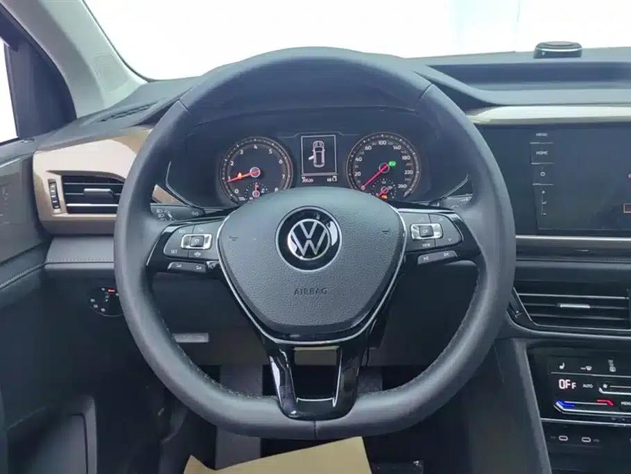 Tharu 2021 280TSI 2WD Luxury Edition PLUS — миниатюра 15