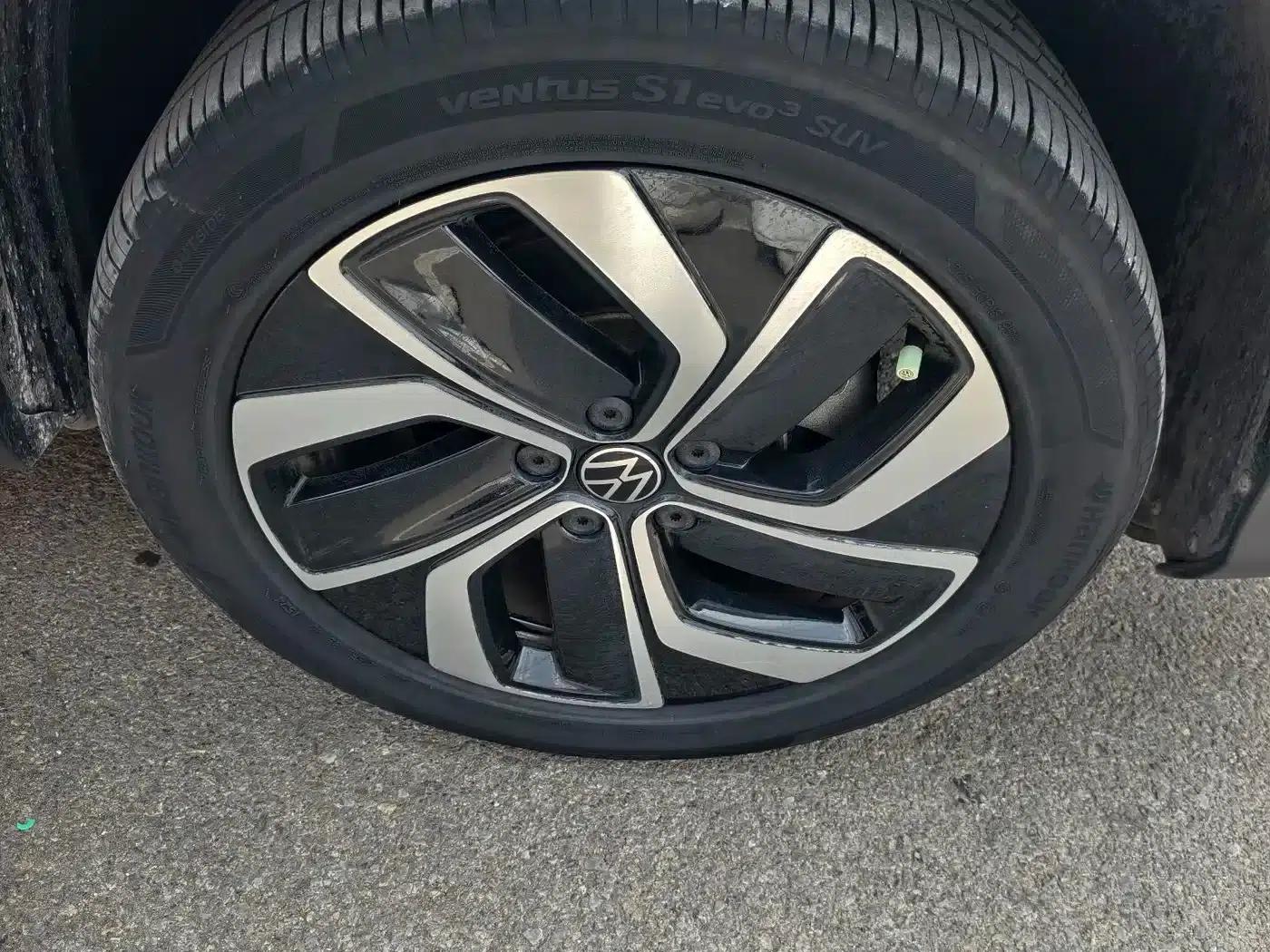 Tharu 2024 300TSI 2WD Full Moon Edition — миниатюра 10