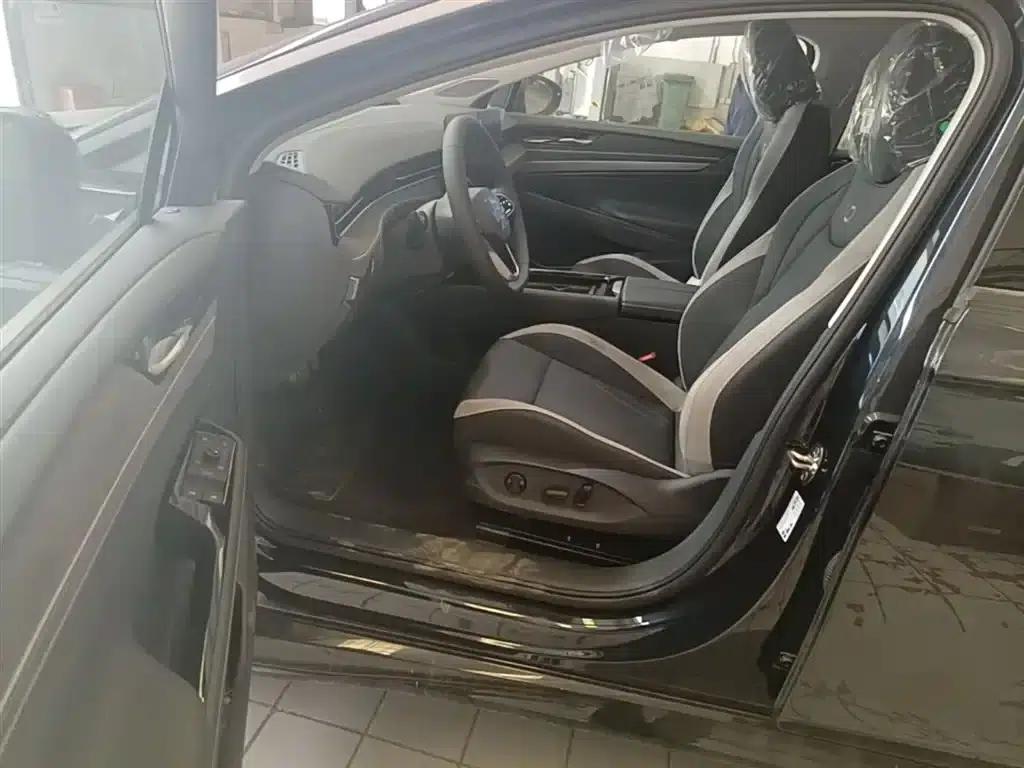 Volkswagen ID.7 VIZZION 2024 PRO — миниатюра 16