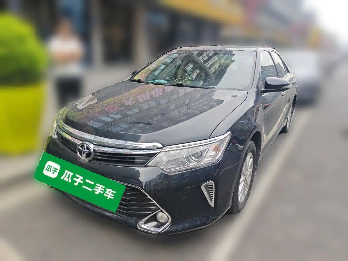 Toyota Camry 2016 2.0G 10th Anniversary Leading Edition — миниатюра 1
