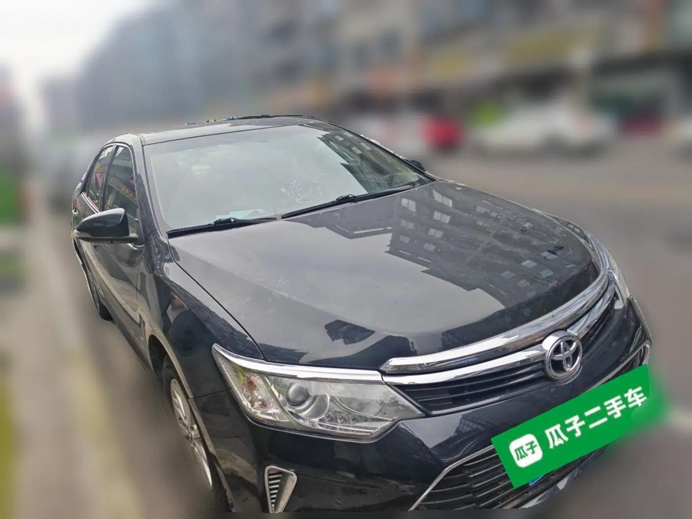 Toyota Camry 2016 2.0G 10th Anniversary Leading Edition — миниатюра 3