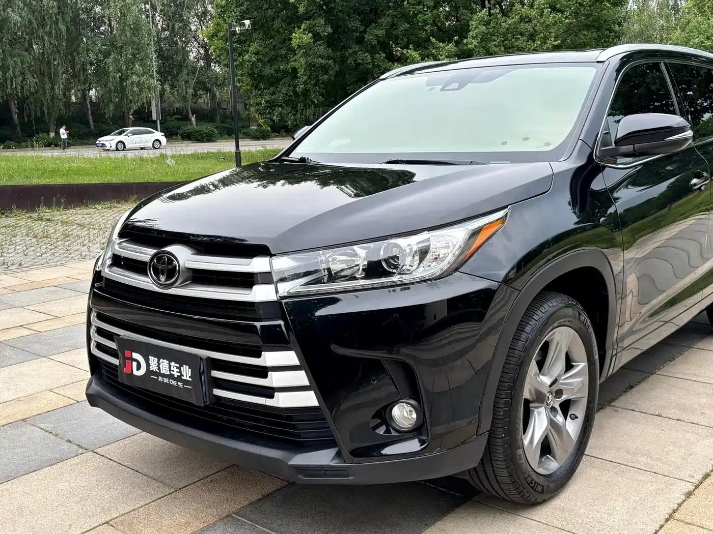 2021 Toyota Highlander 2.0T AWD Luxury 7-seater — миниатюра 2