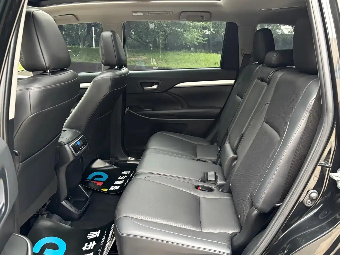 2021 Toyota Highlander 2.0T AWD Luxury 7-seater — миниатюра 14