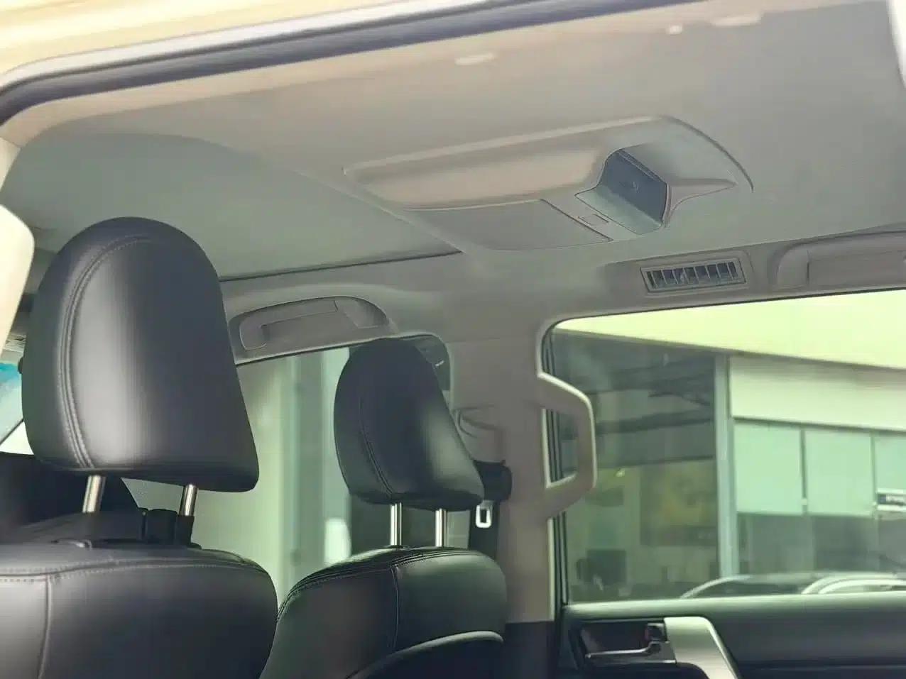 2016 Prado 3.5L Automatic TX-L NAVI — миниатюра 8