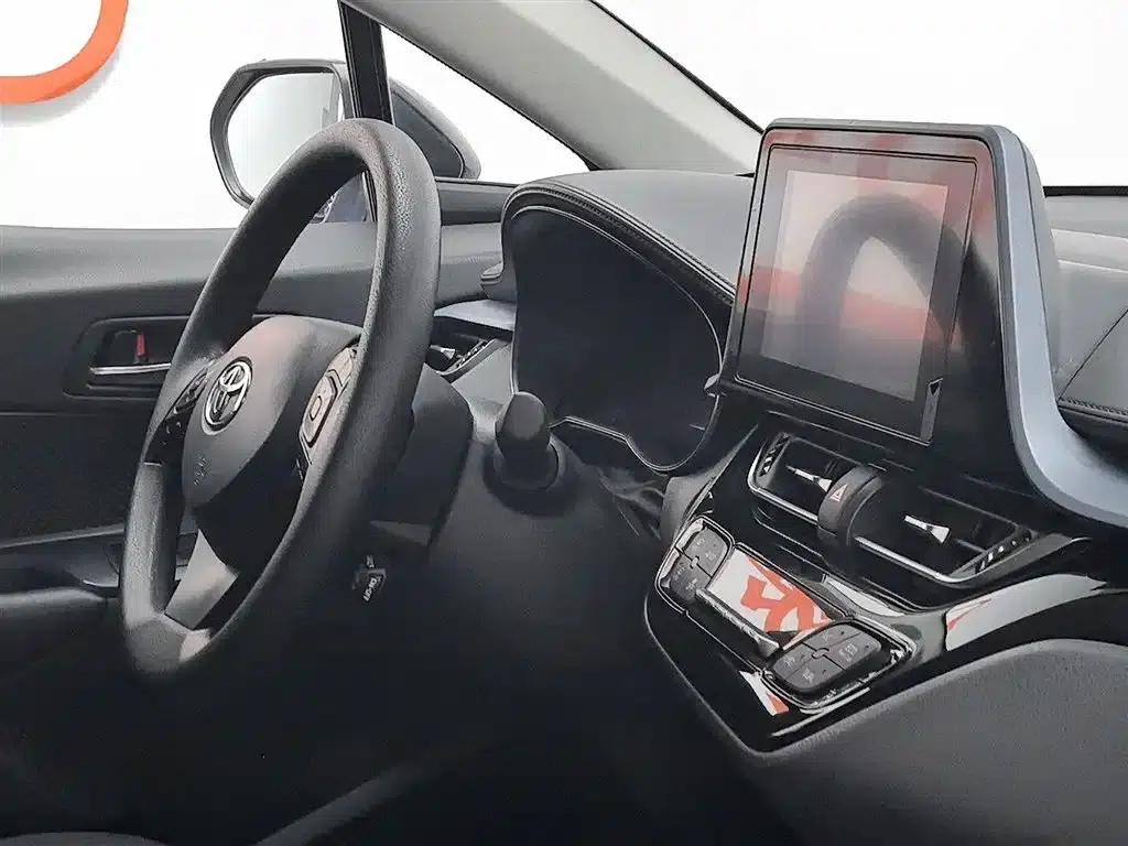2021 Toyota C-HR Hybrid 2.0L Sport Edition — миниатюра 22