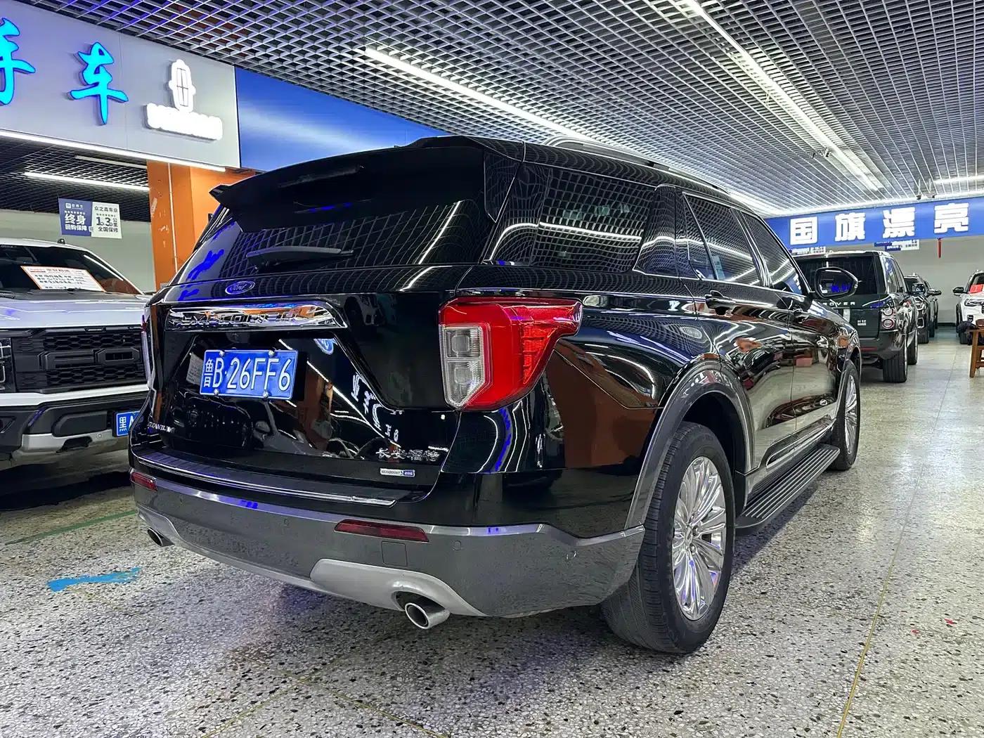 2020 Ford Explorer EcoBoost 285 AWD Titanium Edition (6-seater) — миниатюра 3