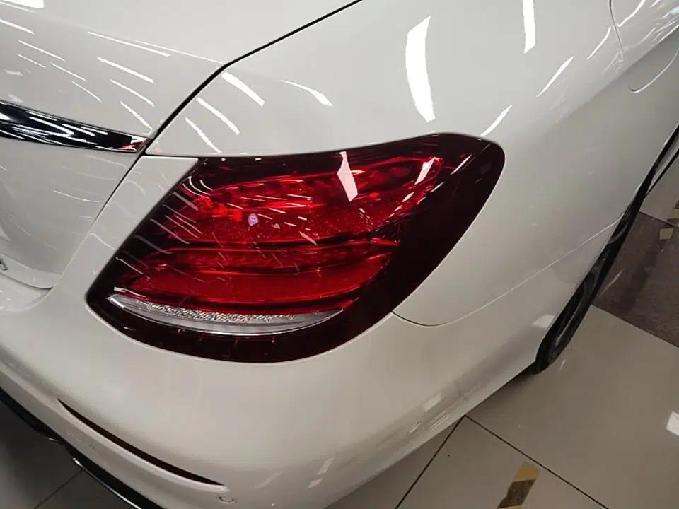 Mercedes-Benz E-Class 2018 E 300 L Sporty and Stylish Model — миниатюра 9