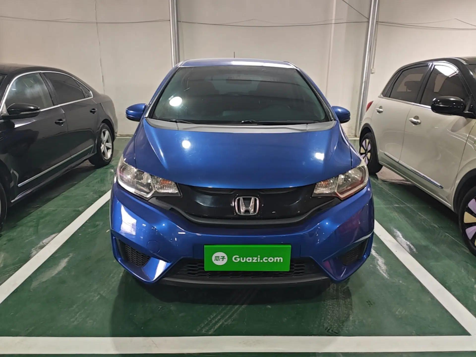 Honda Fit 2016 1.5L LX CVT Comfort Model — миниатюра 2