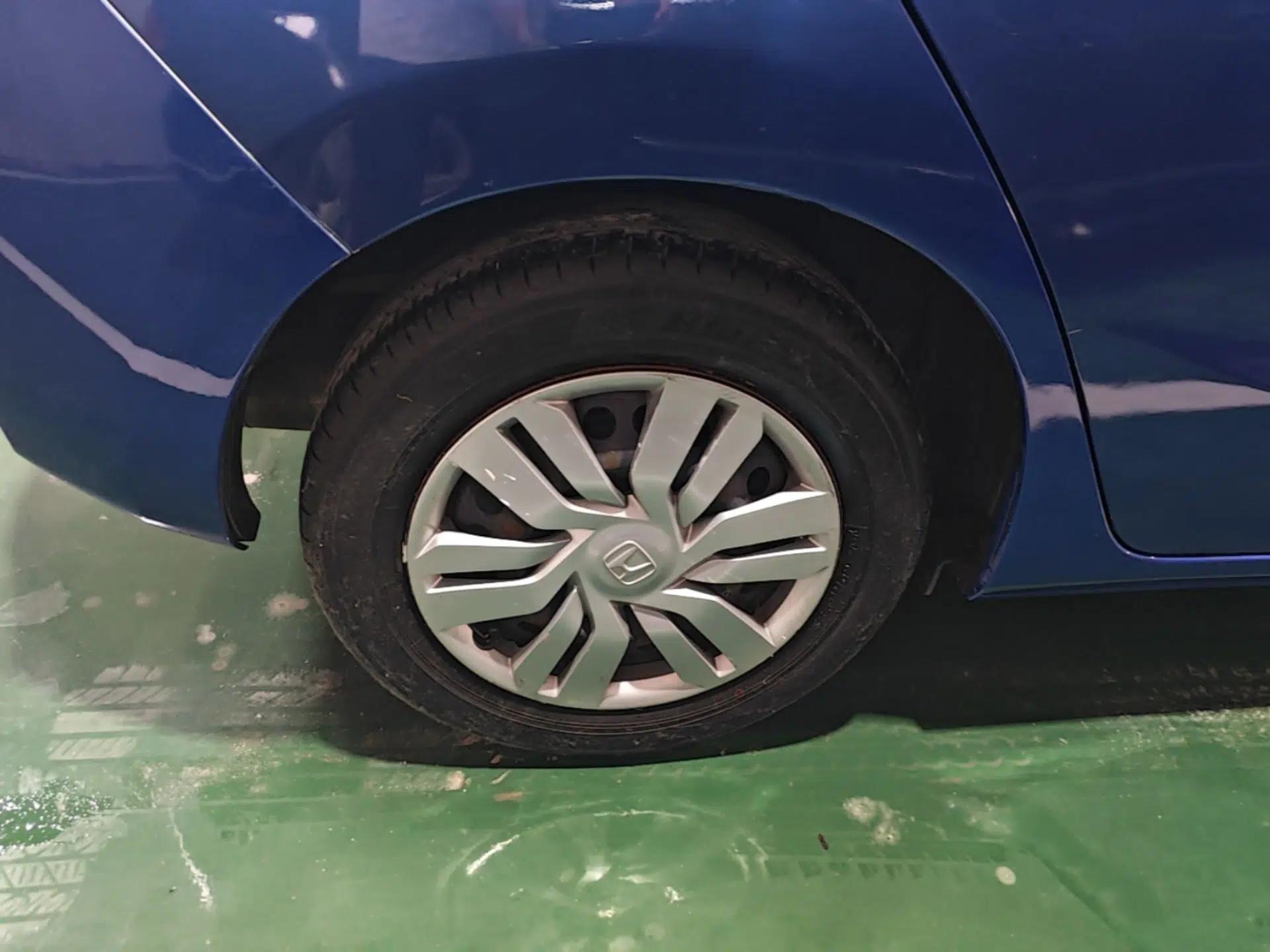 Honda Fit 2016 1.5L LX CVT Comfort Model — миниатюра 11