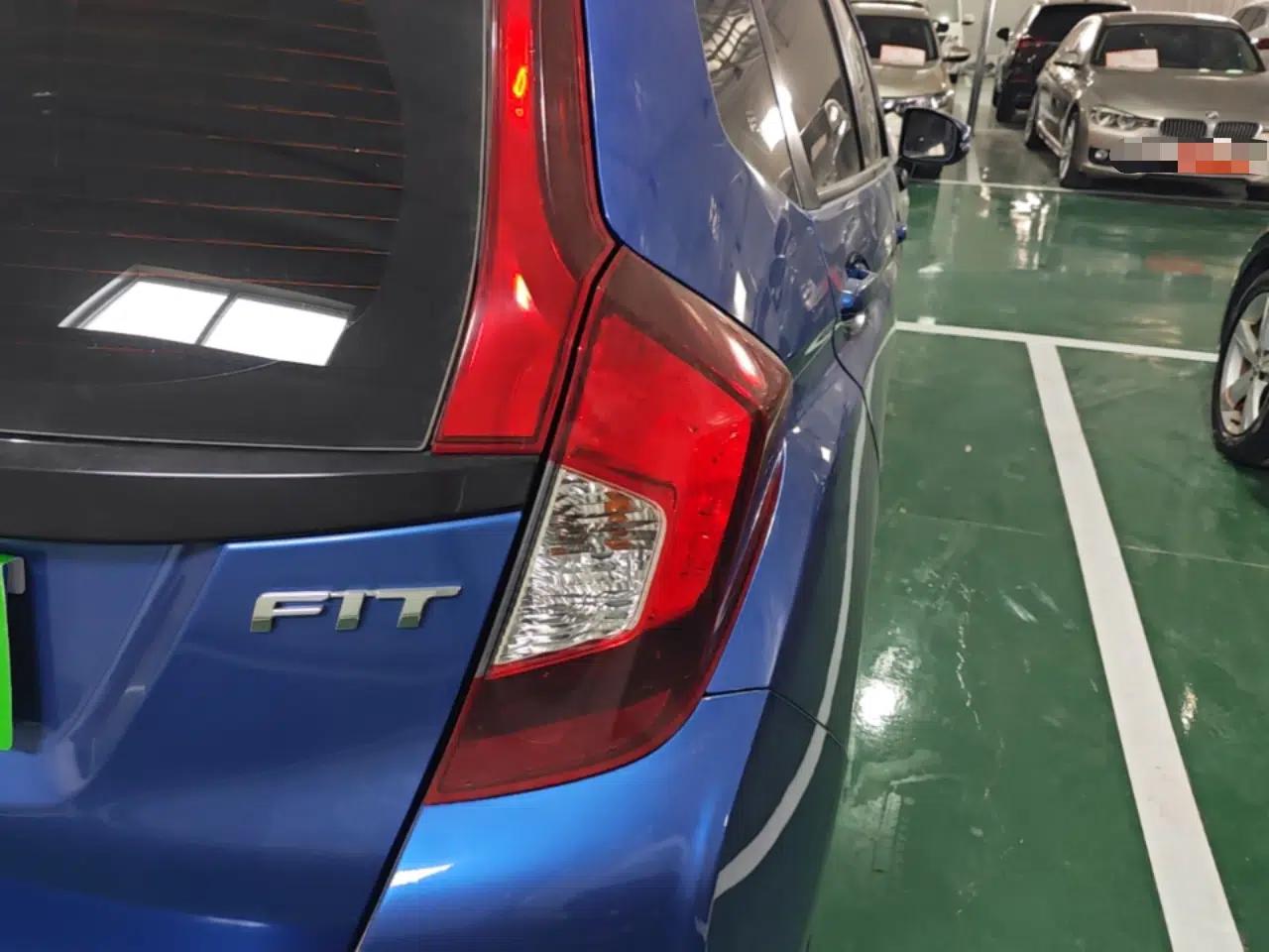 Honda Fit 2016 1.5L LX CVT Comfort Model — миниатюра 9