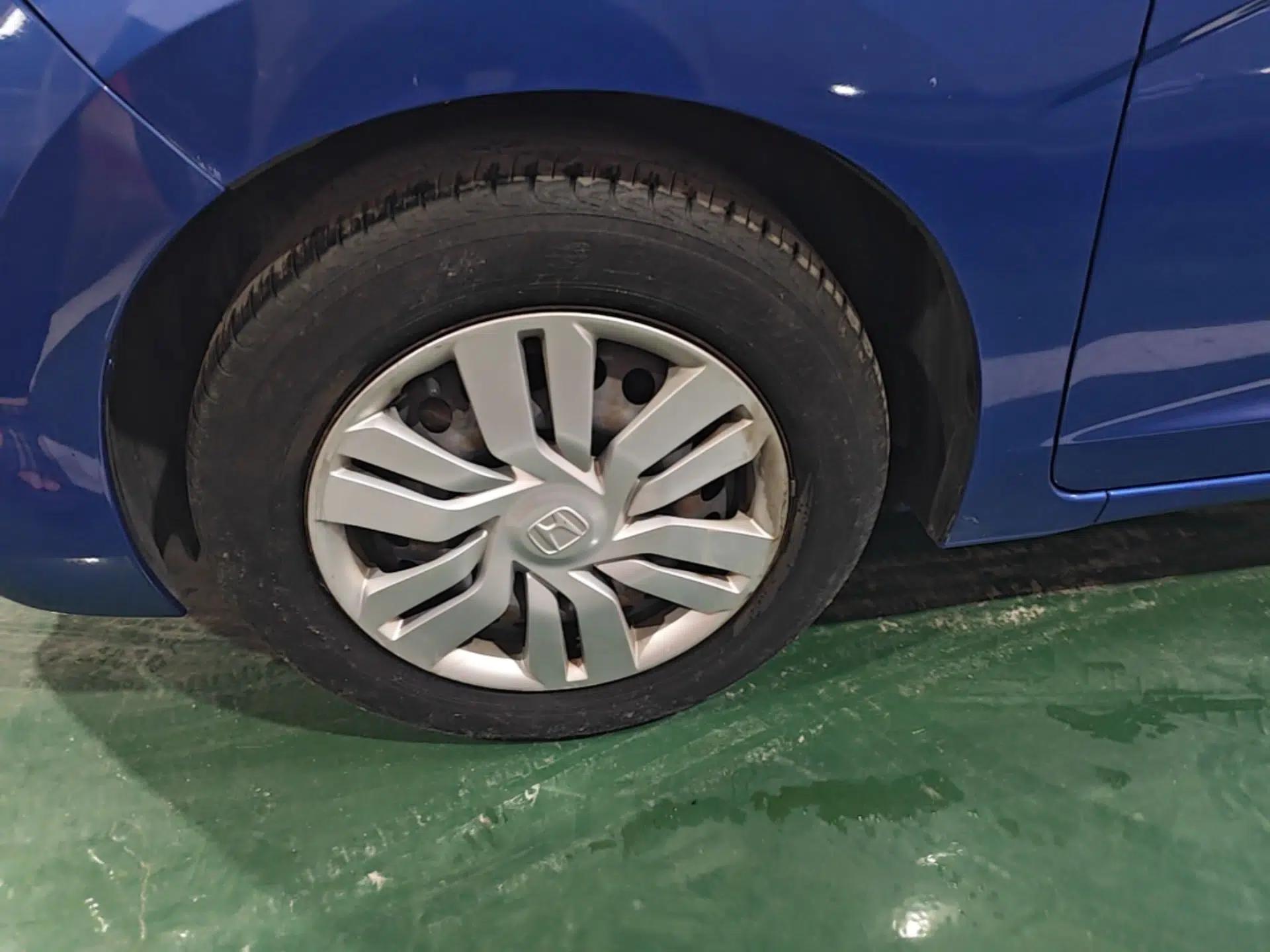 Honda Fit 2016 1.5L LX CVT Comfort Model — миниатюра 10