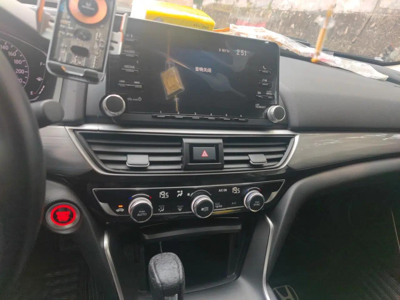 Honda Inspire 2019 260TURBO Elegant Edition China V Emission Standard — миниатюра 13