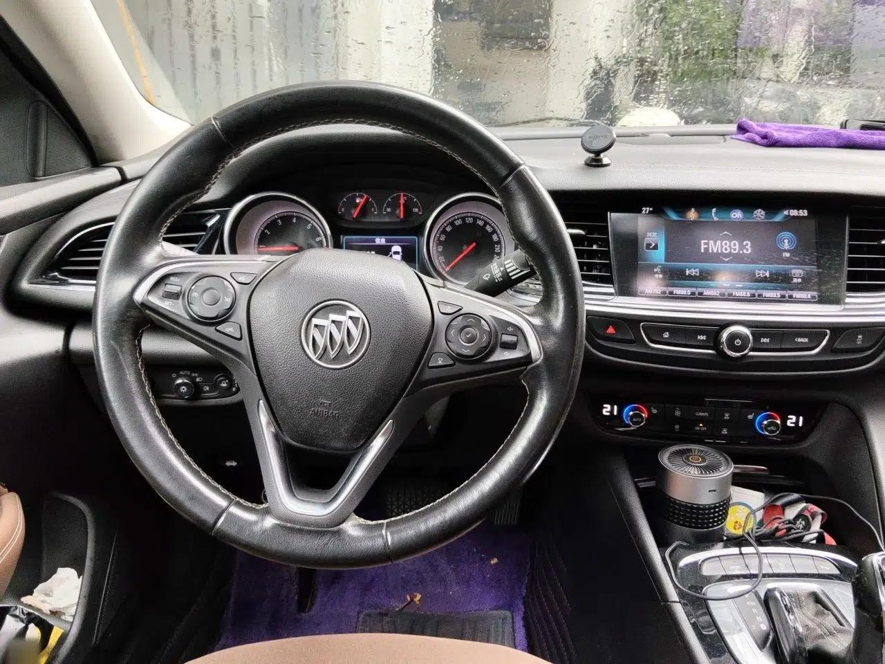 Buick Regal 2017 20T Elite Edition — миниатюра 10