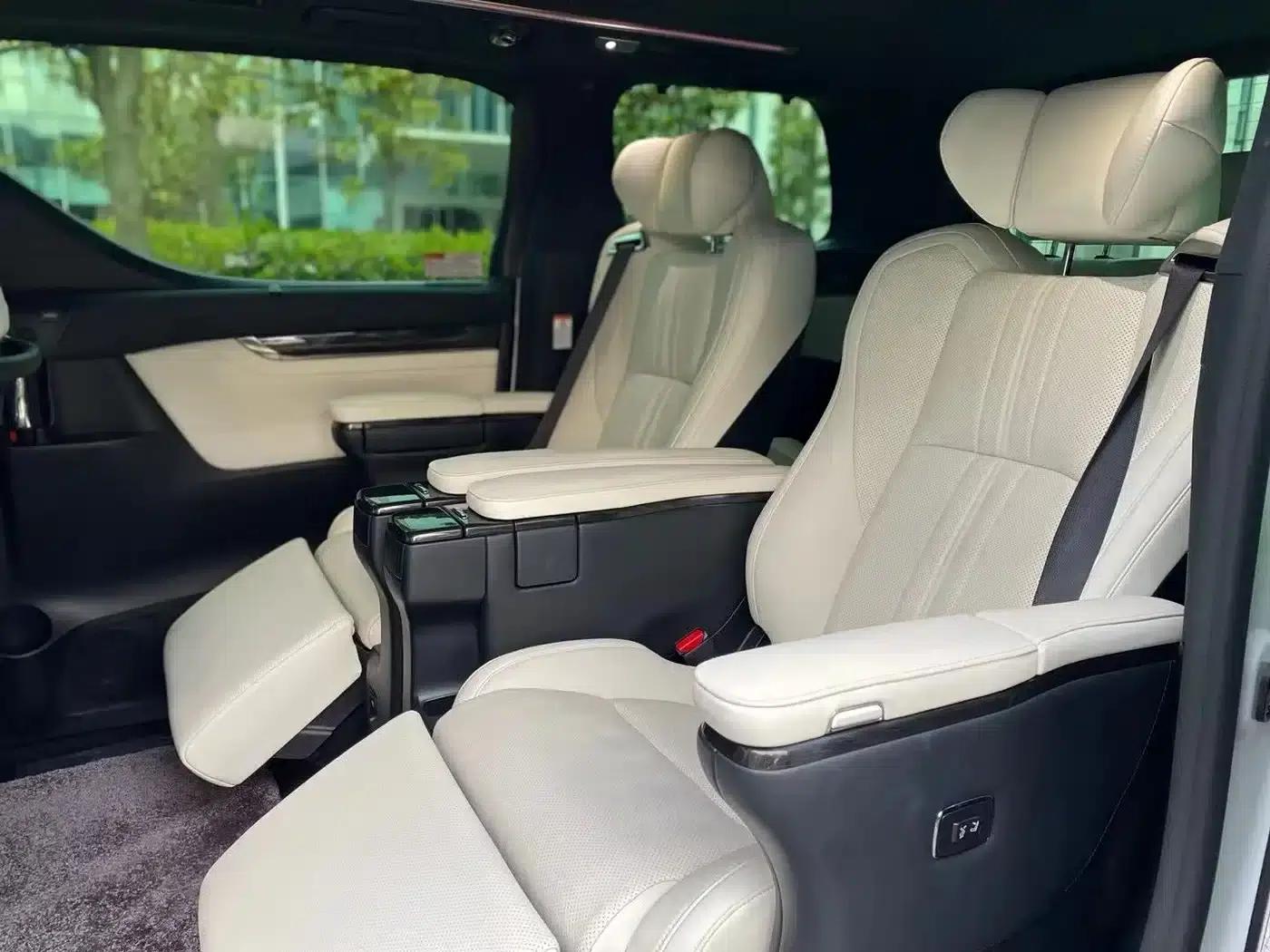 Lexus LM 2020 300h 7-Seat Elegant Edition — миниатюра 9