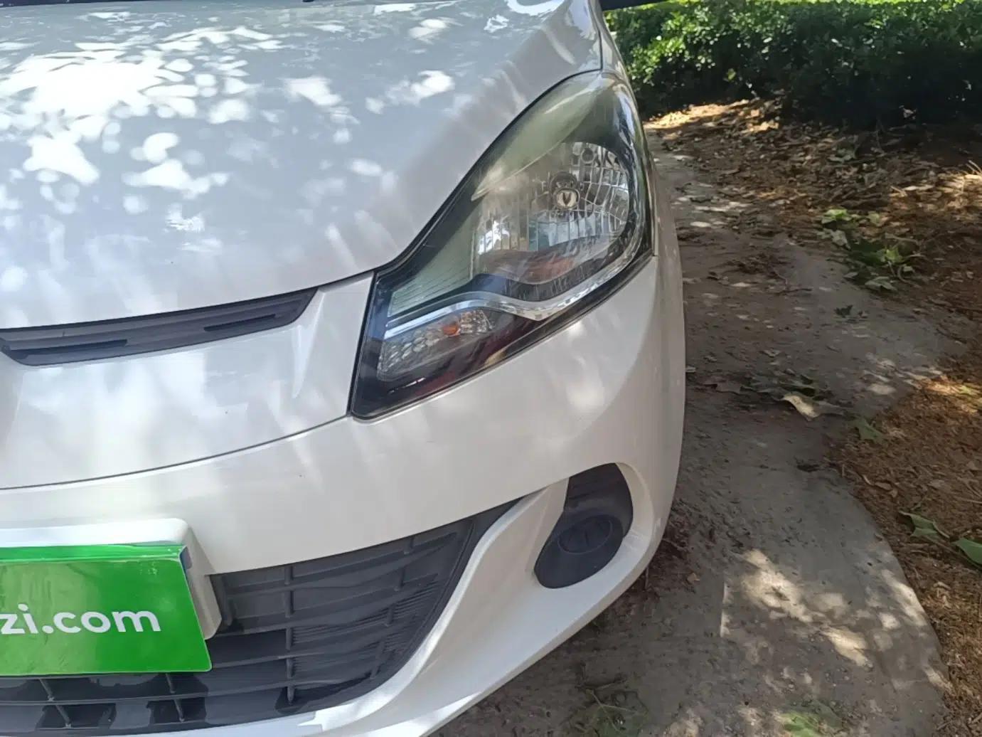CHANGAN Benni 2015 1.4L IMT Luxury Model China V Standard — миниатюра 8