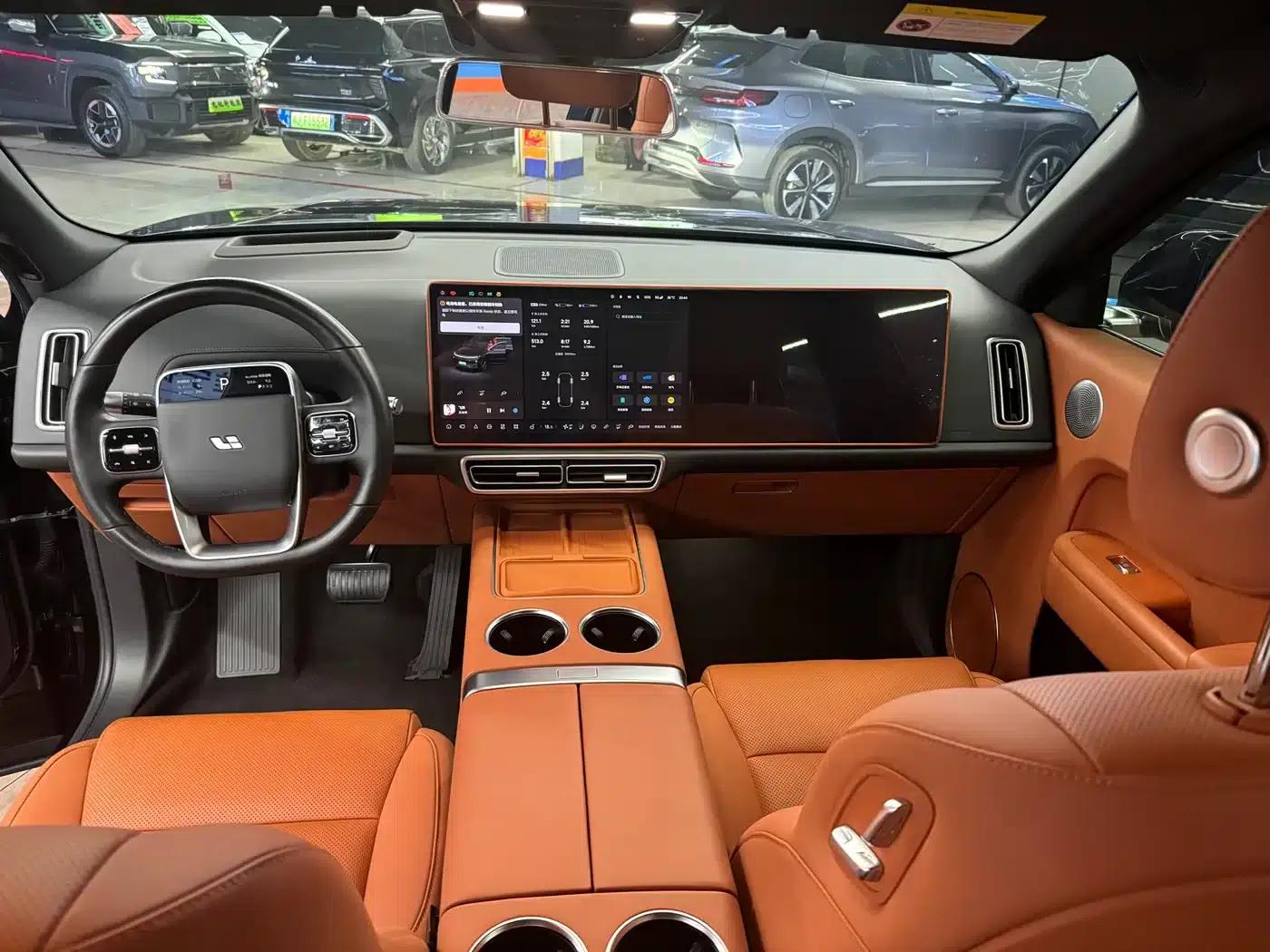 Li Auto L8 2024 Max — миниатюра 5
