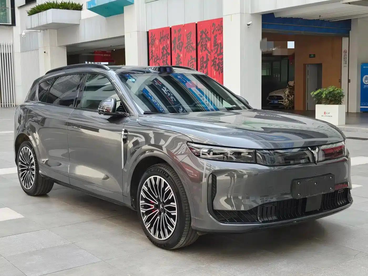 Voyah Free 2025 Free+ Rear-Wheel Drive Dry Kun Edition — миниатюра 3