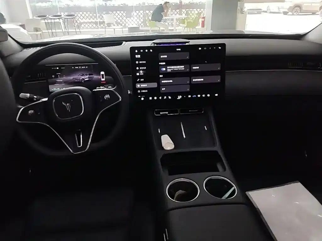 Voyah Free 2025 Free+ 4WD Qiankun Edition — миниатюра 10