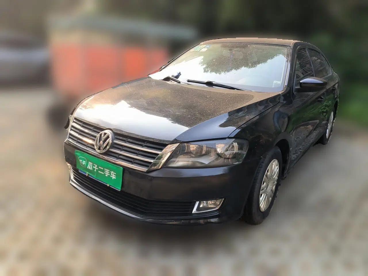 Volkswagen Lavida 2013 1.6L Manual Fashion Edition — миниатюра 1