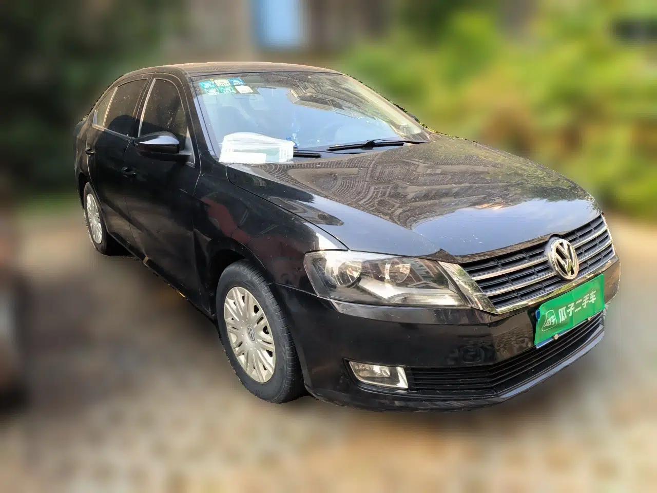 Volkswagen Lavida 2013 1.6L Manual Fashion Edition — миниатюра 3