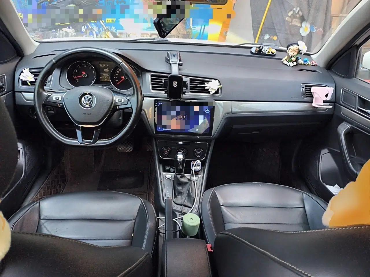 Volkswagen Lavida 2017 230TSI DSG Comfort Edition — миниатюра 9