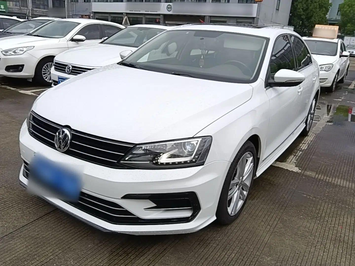 Volkswagen Sagitar 2018 280TSI DSG Ignite Edition — миниатюра 1